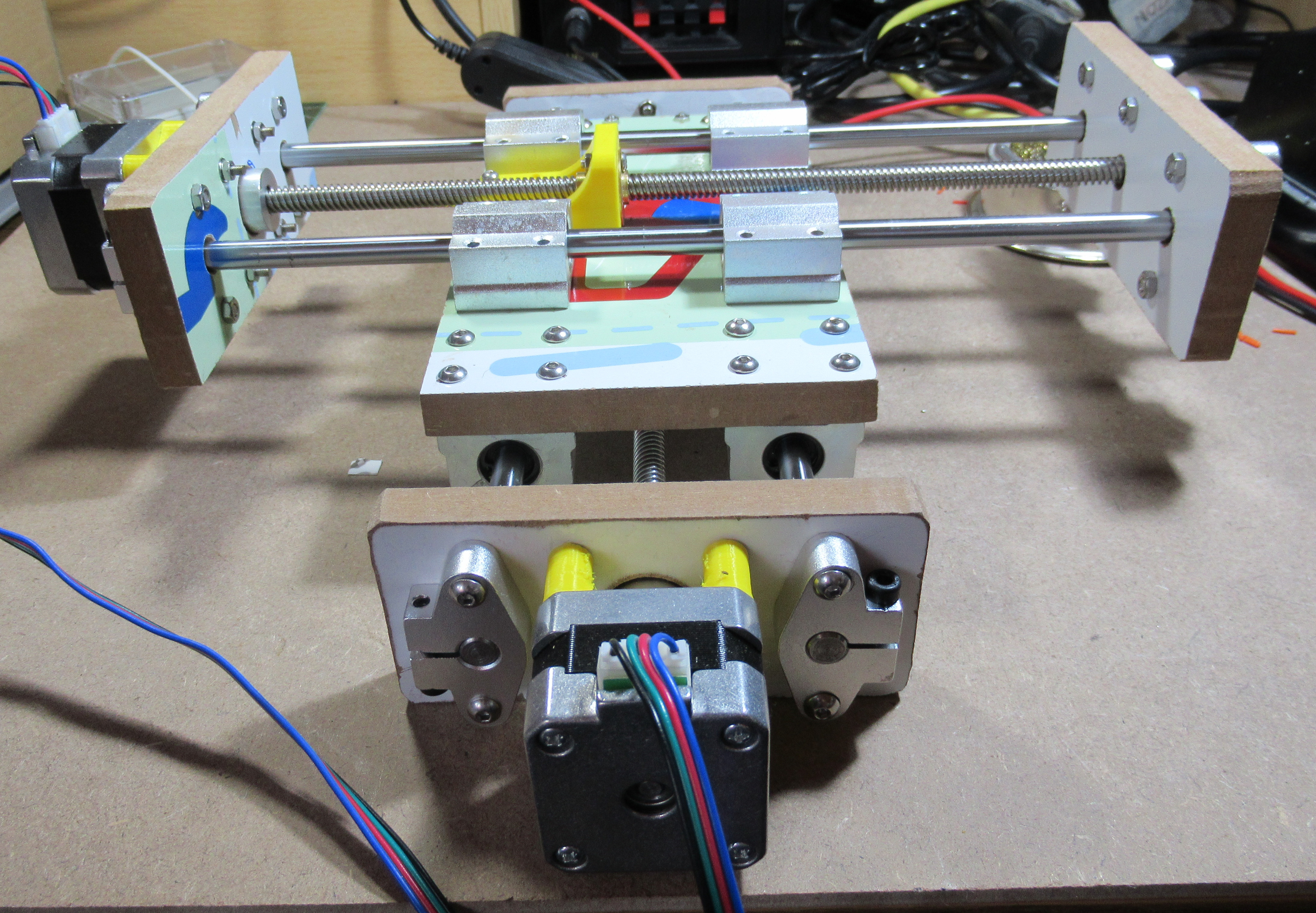 Motorised X-Y stage (v0.1)